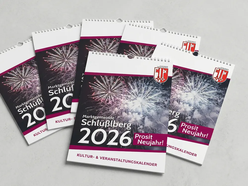 Indidividuelle Wandkalender mit 13-15 Blättern, hochwertigem 4c Druck in vielen Formaten und robuster Spiralbindung für nachhaltige Werbewirkung.