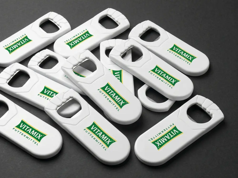 Kunststofflaschenöffner bedrucken lassen als handliches Give-away für Events.