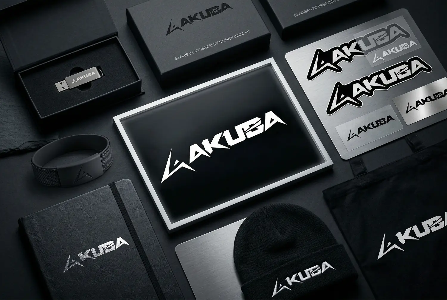 Logoentwicklung und Branding für DJ Akuba: Gestaltung und Produktion von Fan-Merch und Werbeartikeln durch die Agentur infinite.